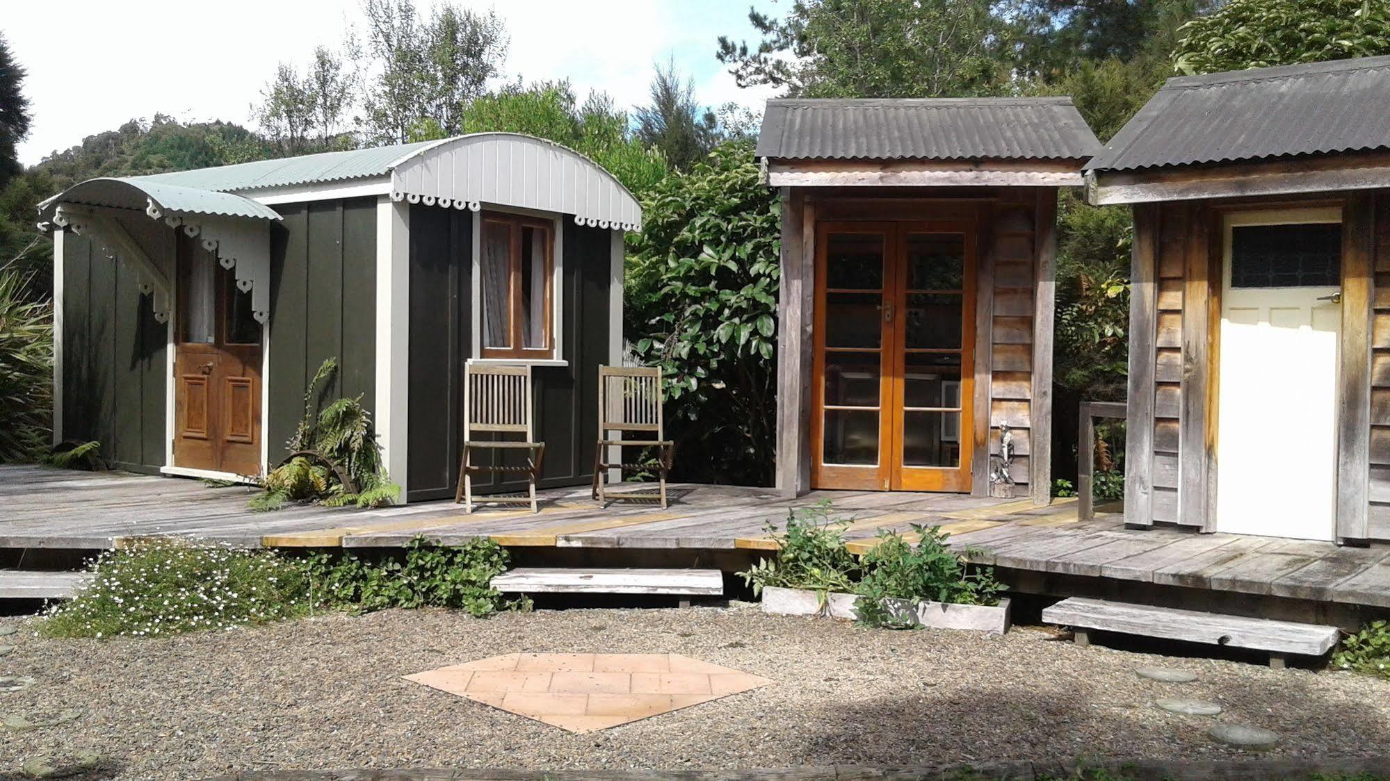 Karamu Valley Lodge Exterior photo